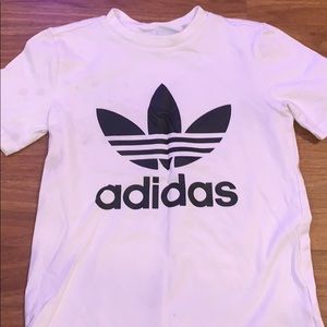 Adidas t shirt